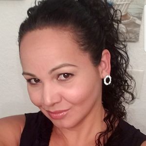 Meet your Posher, Alexandra